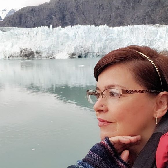 Meet your Posher, Valerie - Picture 1 of 1